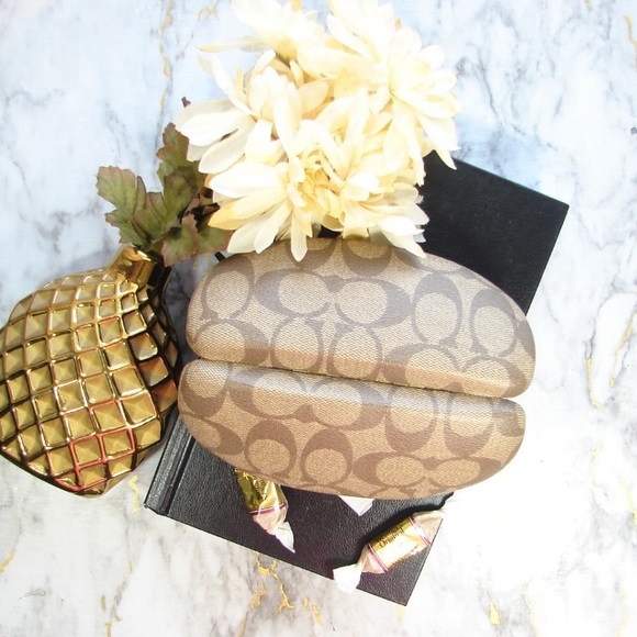 Coach hard shell eye glass holder 6.5 in - Picture 5 of 6